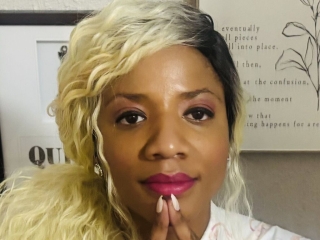 Lolaredstarr's profiel