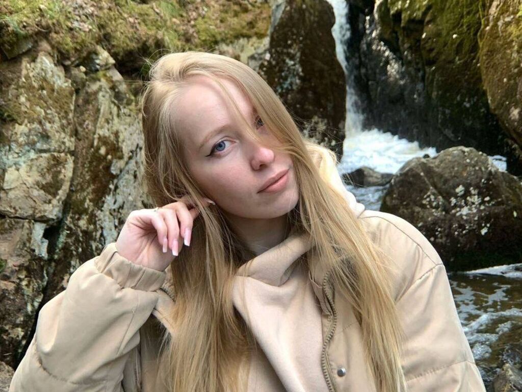 Loraballe's profile - Image n°0