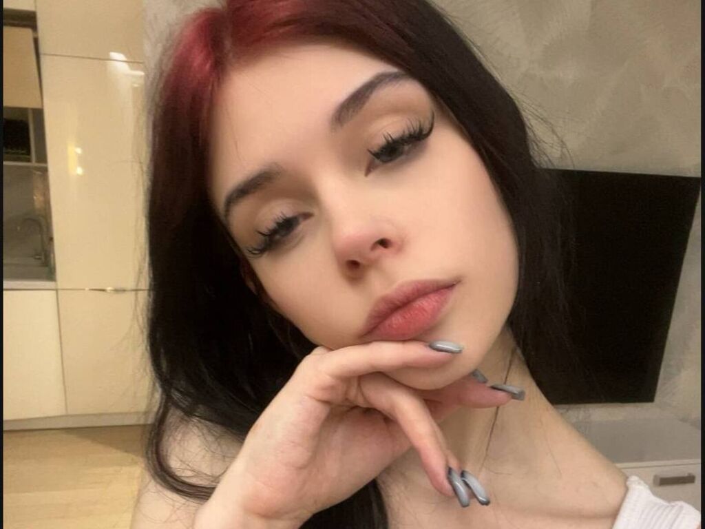 Lorabrow's profile - Image n°0