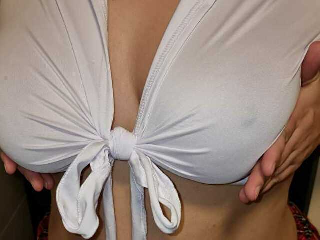 Loracurvyy's profile - Image n°0