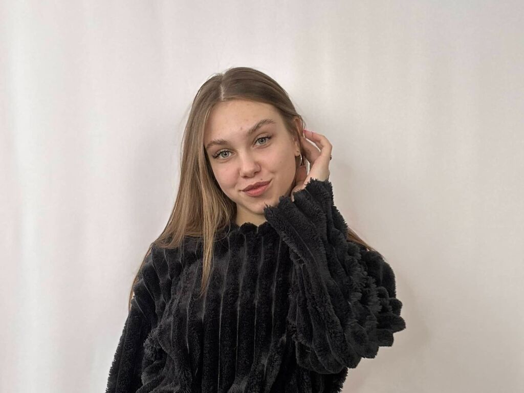 Loracutsforth's profile - Image n°0
