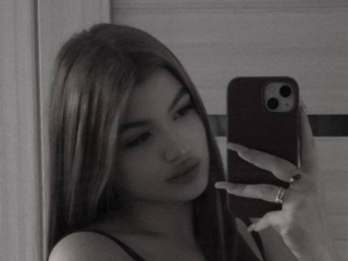 Webcam sex con Lorainelutton