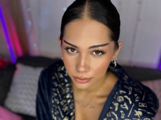 Webcam sex met Lorashines