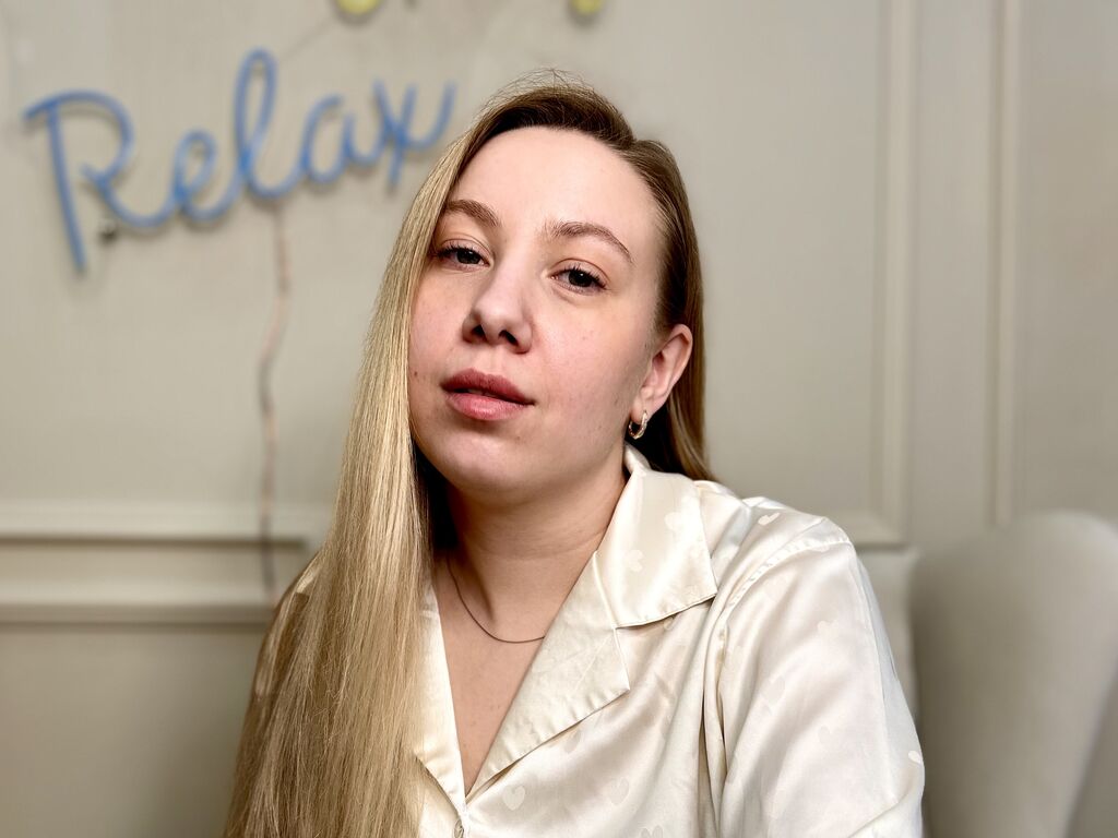 Loraturner's profile - Image n°0