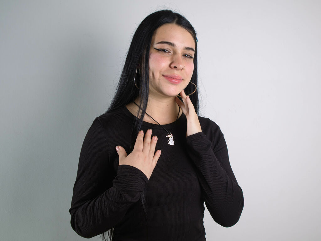 Lorenacurtiz's profile - Image n°0
