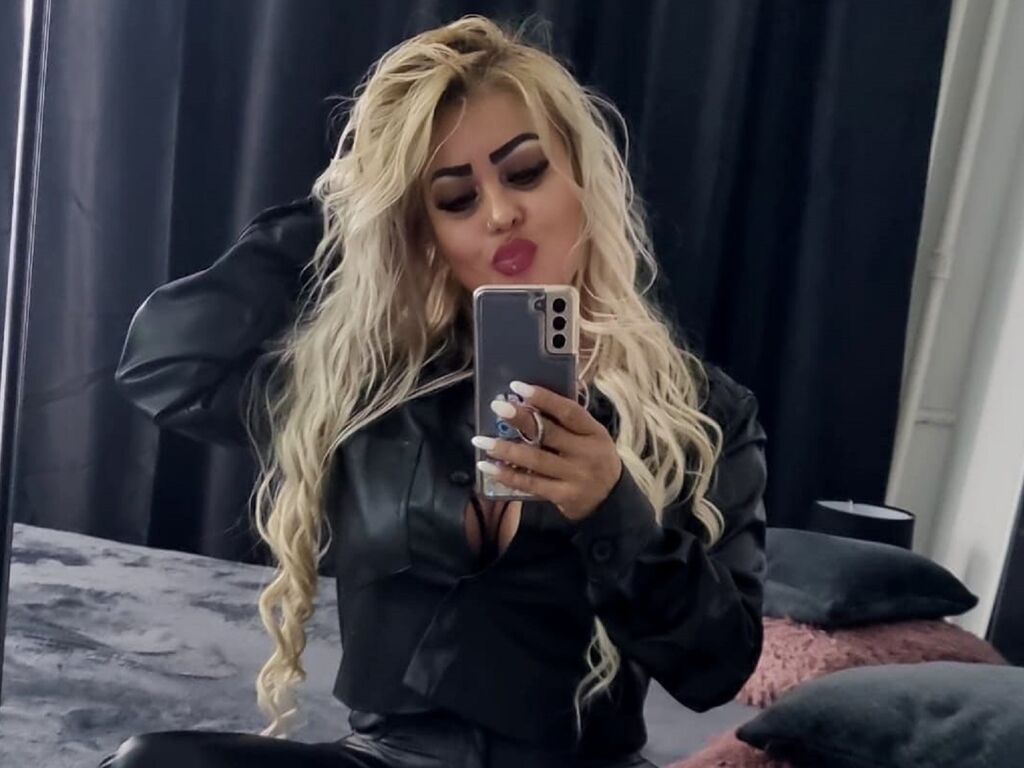 Lorenakarter's profile - Image n°9