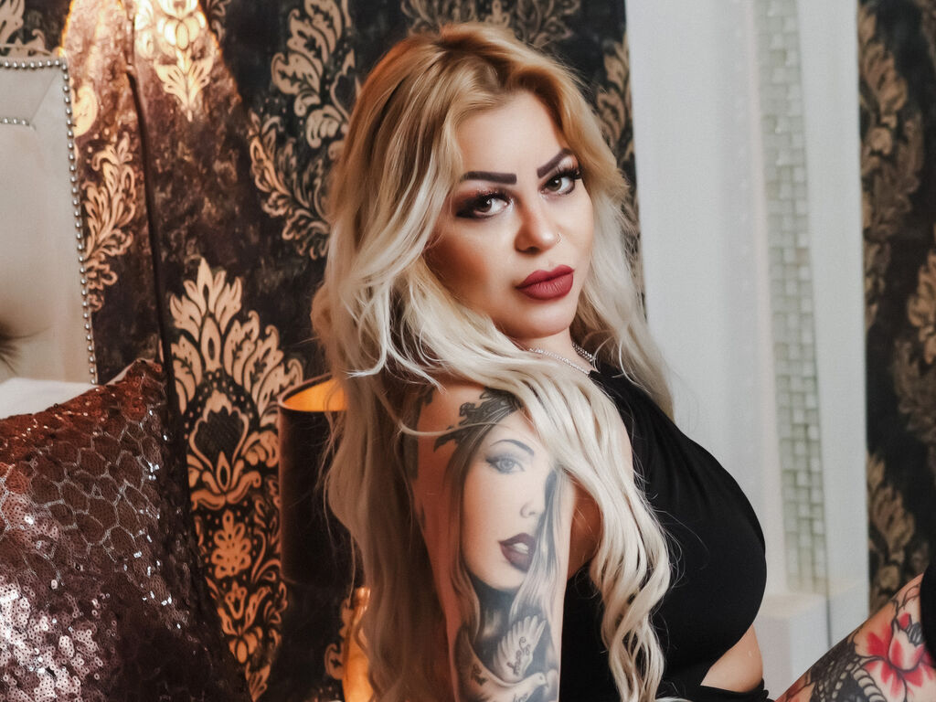 Lorenakarter's profile - Image n°8