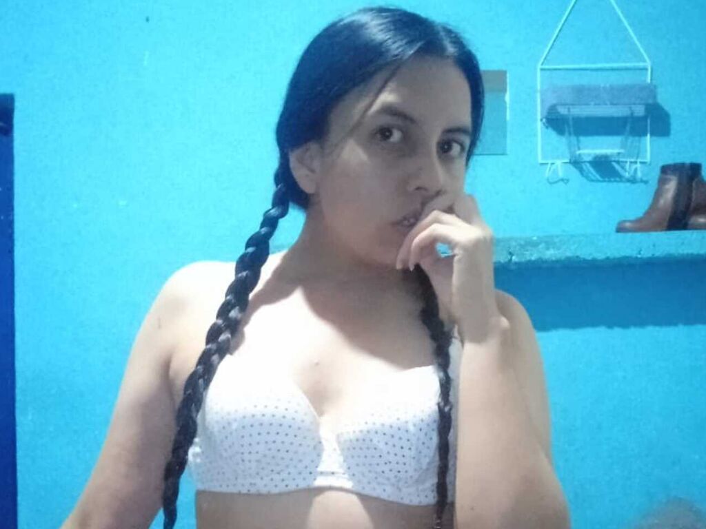 Lorenayang's profile - Image n°0