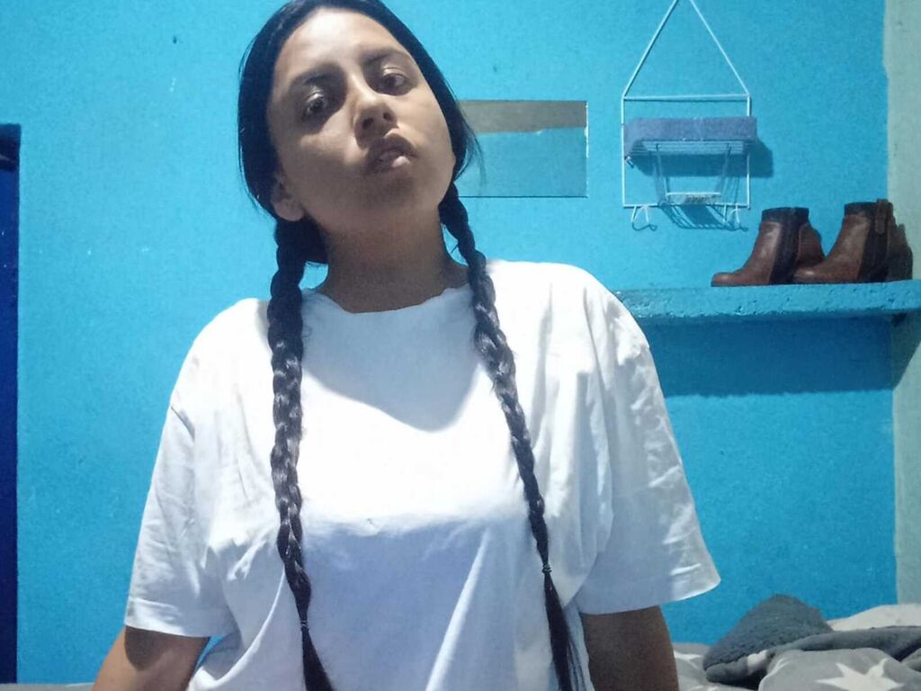 Lorenayang's profile - Image n°1
