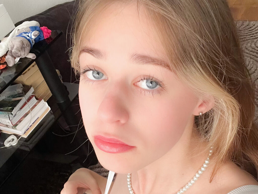 Lorettascott's profile - Image n°0