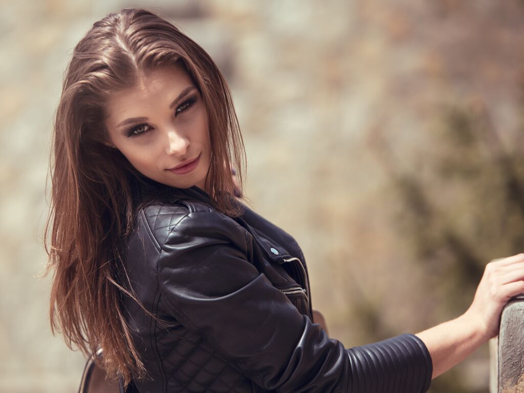 LorineLiz's profile - Image n°1