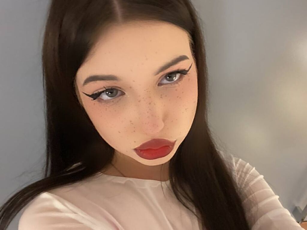 Loriwhite's profile - Image n°0