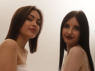 Lornaandbrimlad's Sexcam