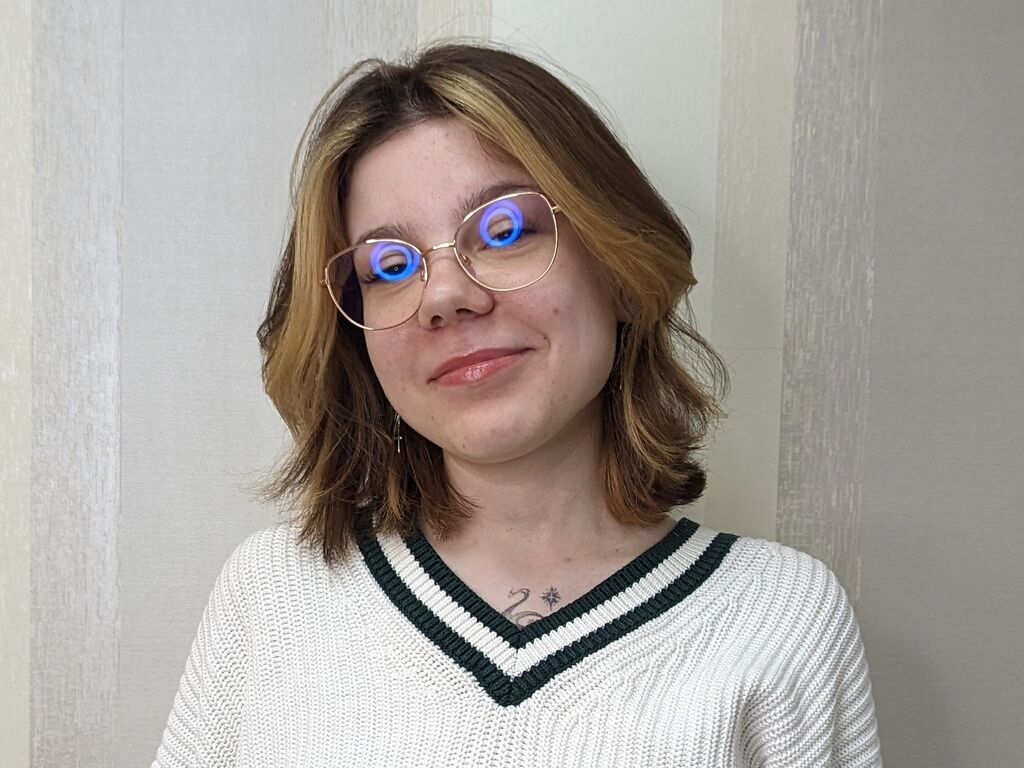Lornadenley's profile - Image n°0