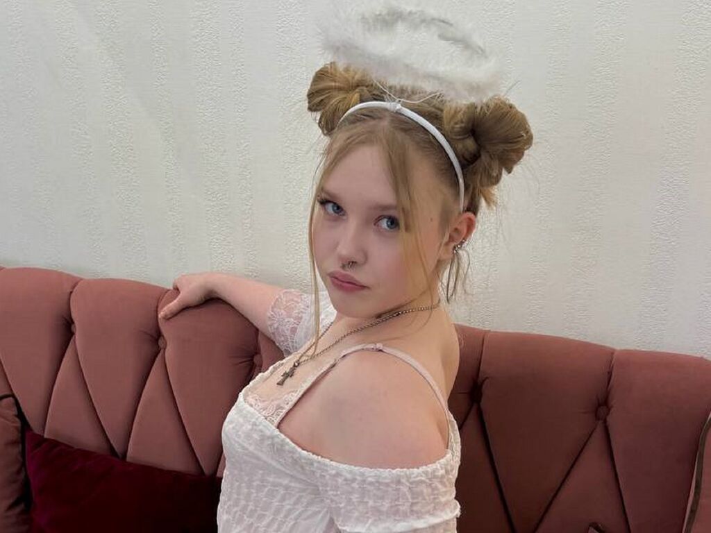 Lorygrey's profile - Image n°0