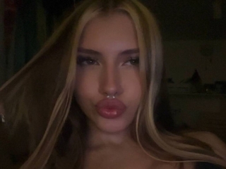 Webcam sex con Louannwekenborg