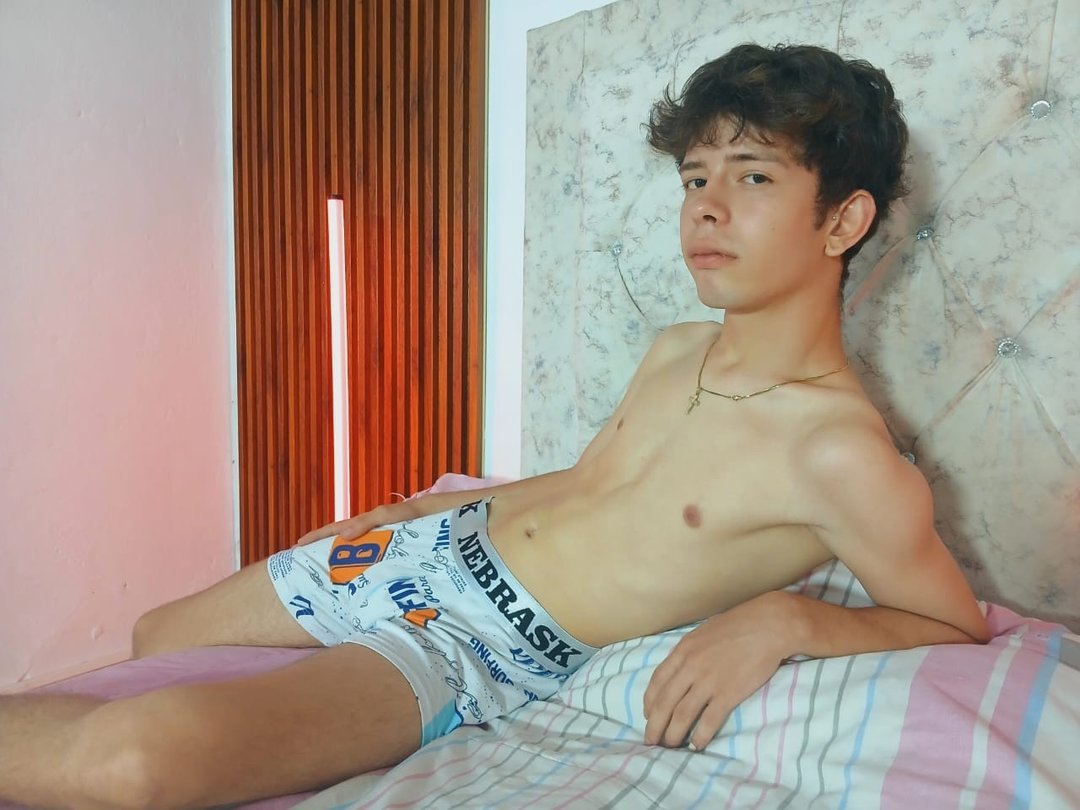 Perfil con Louis_Guzmann - Imagen  n°0