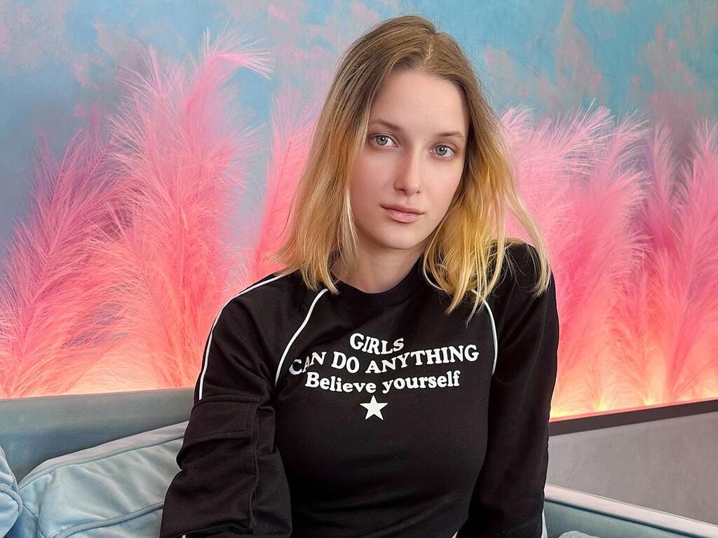 Louisecapper's profile - Image n°0