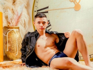 Webcam sex met Louisrey