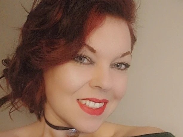 Loulourouge's profile - Image n°0