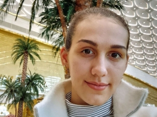 Webcam sex con Lourieslauson