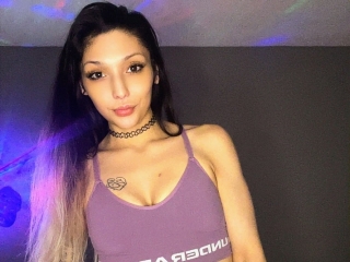 Sexo por webcam con Lovely_Lilliex