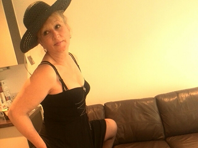 LovelyMilf's profile - Image n°3