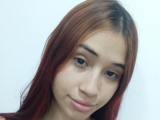 Lovelyredgirl's Sexcam