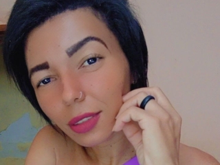 Sexo por webcam con Luany