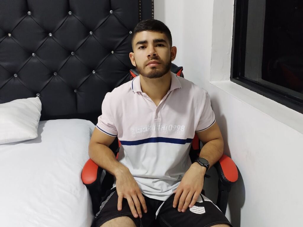 Lucapembroke's profile - Image n°1