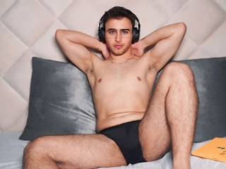 Lucasantoro's Sexcam
