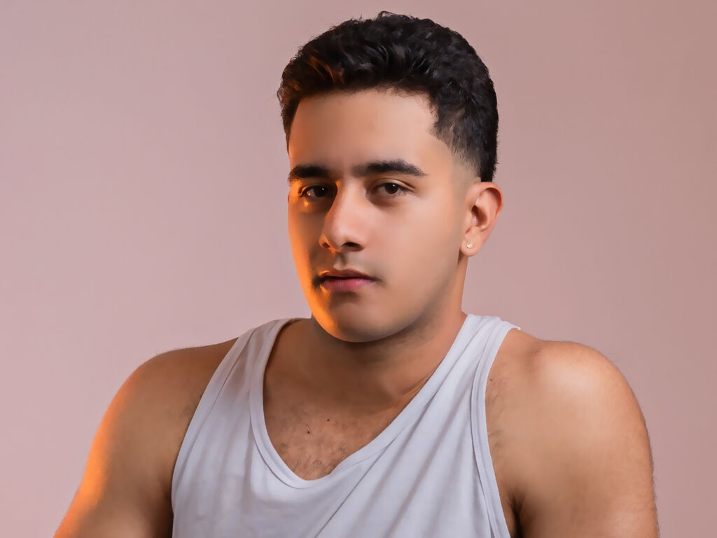 Lucassalvaterra's profile - Image n°1