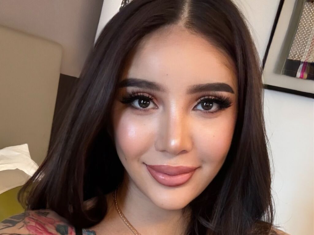 Luccianahsantos's profile - Image n°0