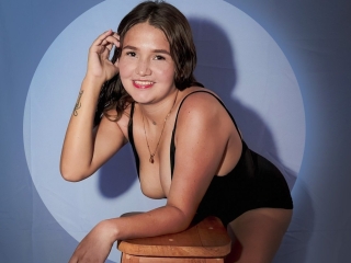 Webcam sex con Luccymilky