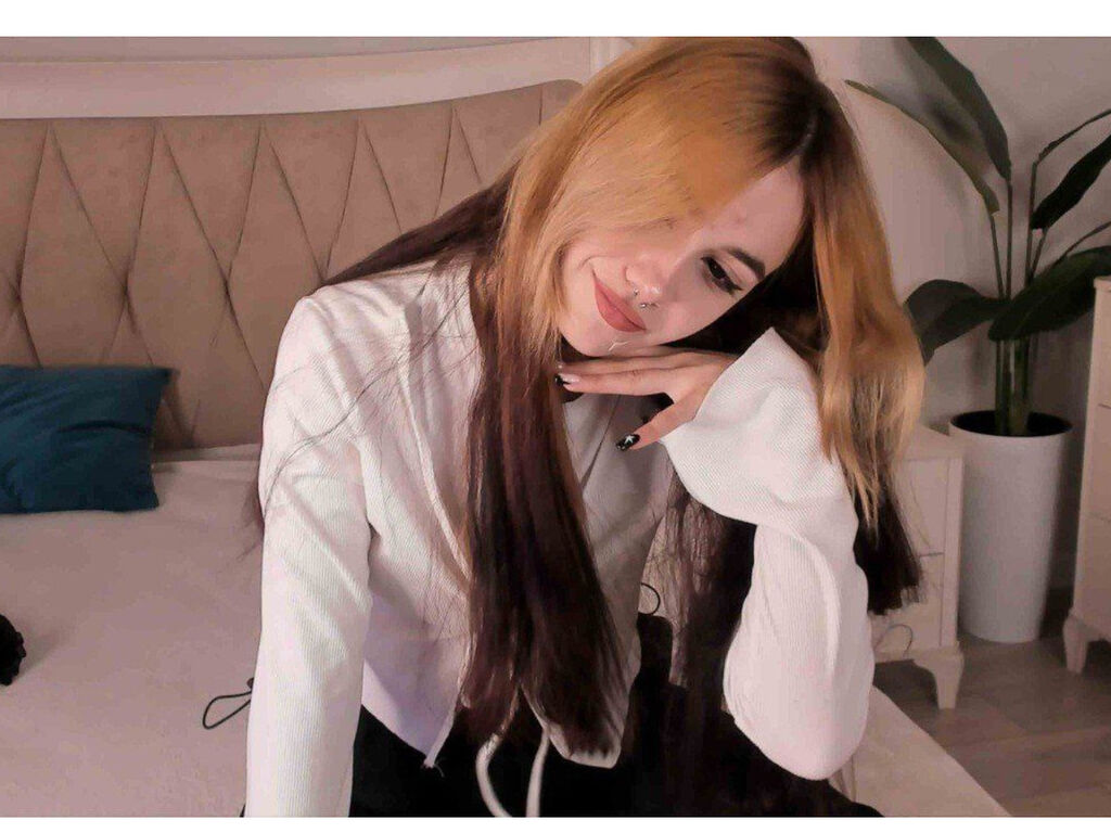 Lucettacollinge's profile - Image n°2