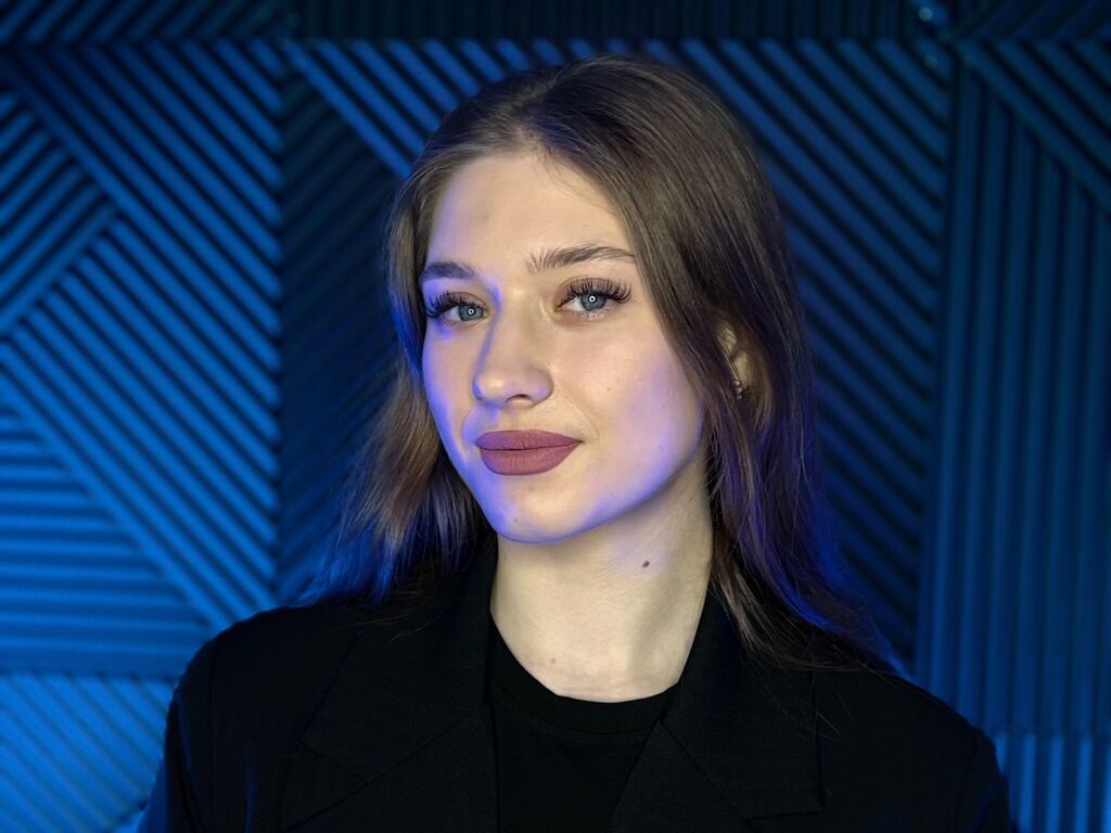 Lucettaemley's profile - Image n°1