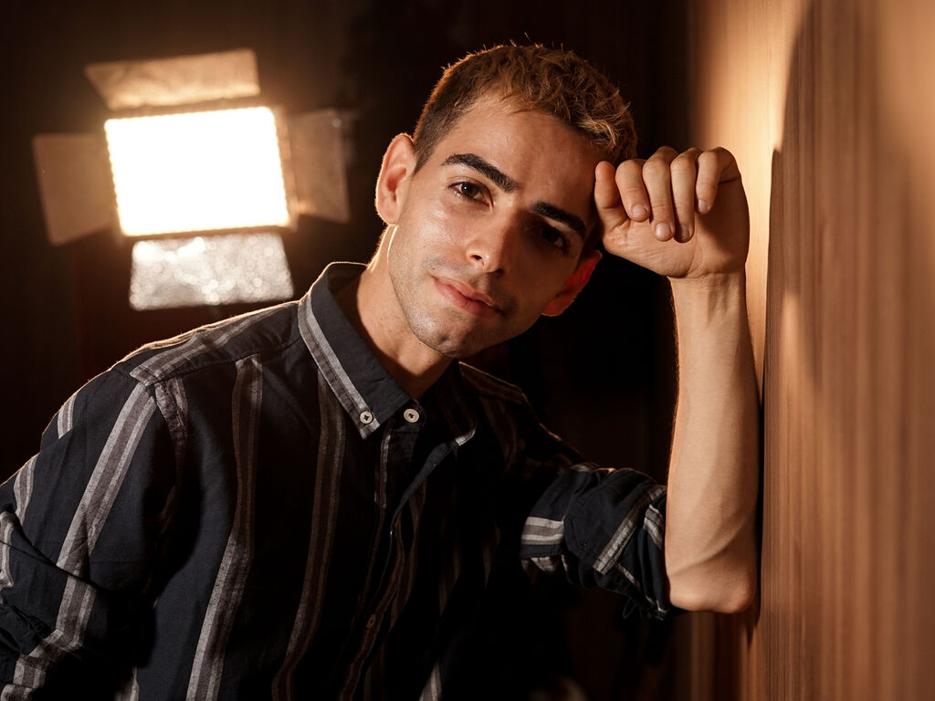 Luchotwenty's profile - Image n°1