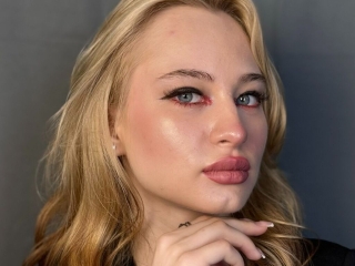 Sexo por webcam con Lucileneuburger