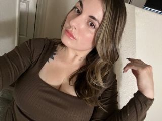 Sexo por webcam con Lucillelilith