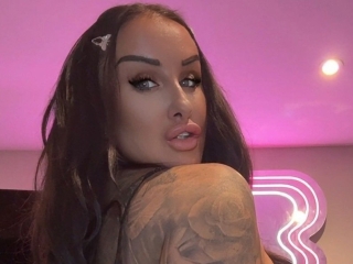Webcam sex with Lucindacutexx80