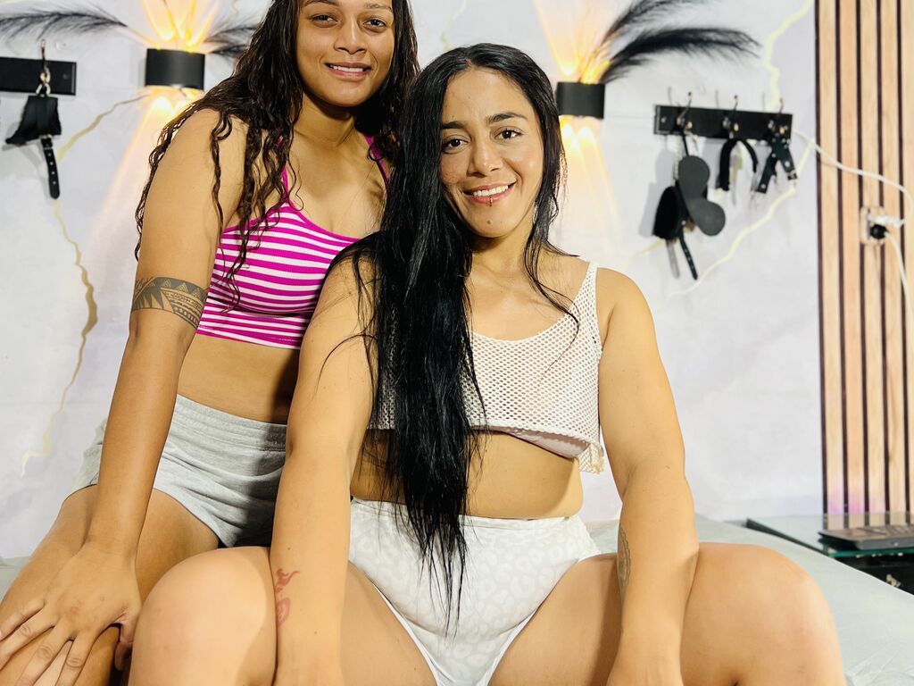 Lucyandbella's profile - Image n°0