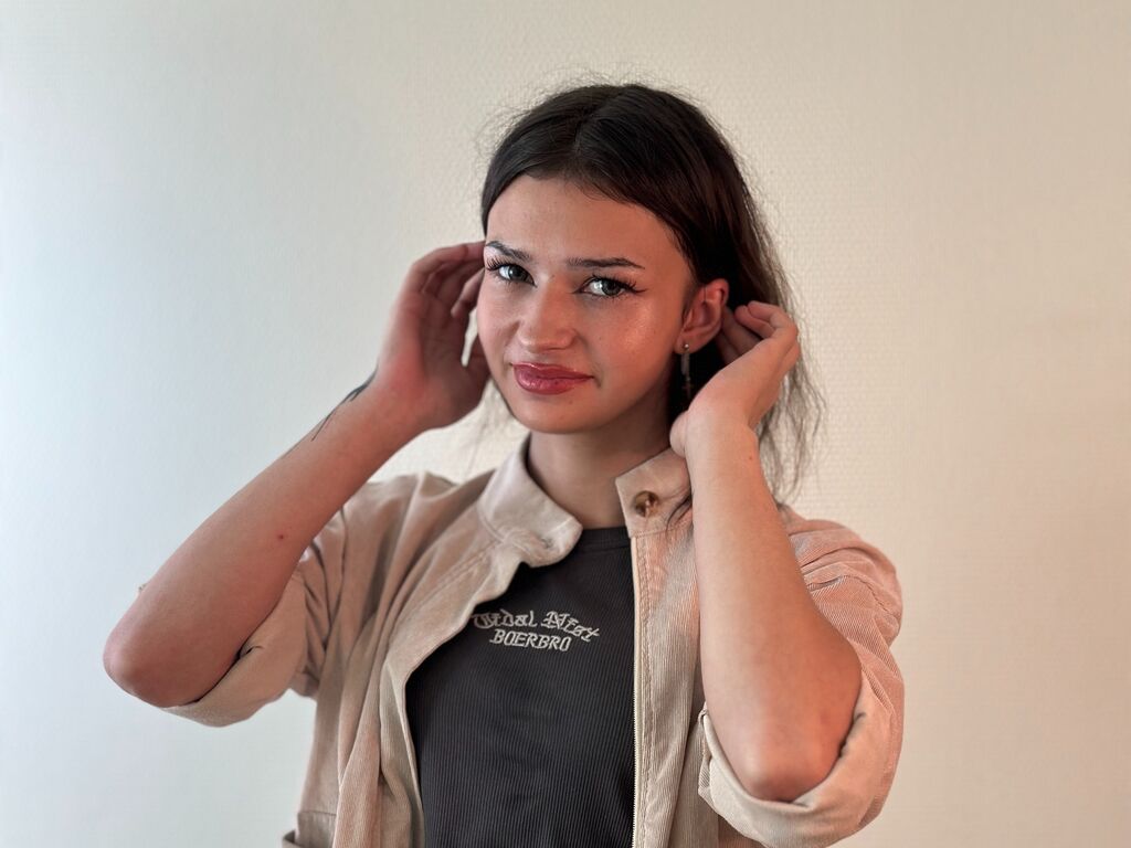 Lucybarcenas's profile - Image n°0