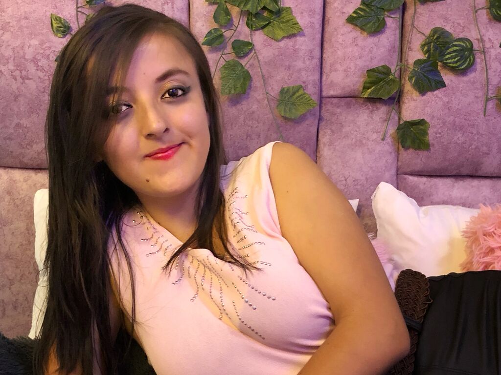 Lucybelleh's profile - Image n°0