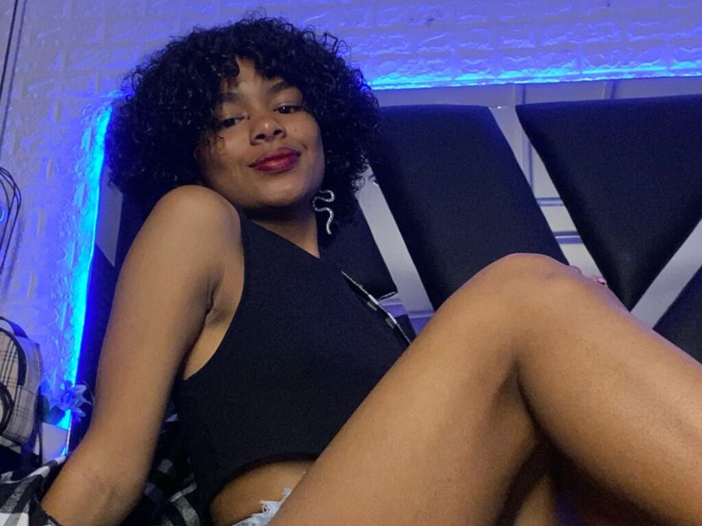 Lucylarz's profile - Image n°1