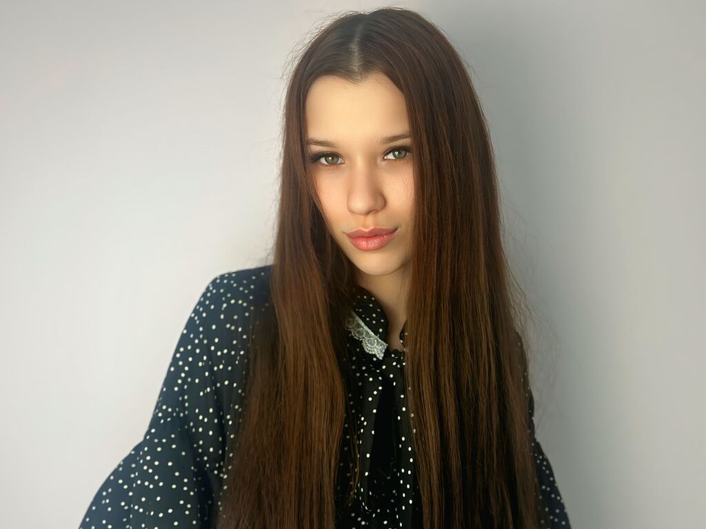 Lucysteele's profile - Image n°0