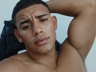 Webcam sex with Luis_Bate
