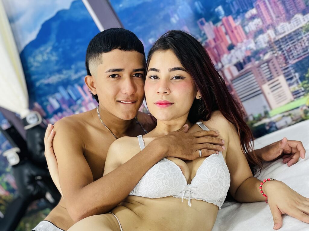 Luisaandlevis's profile - Image n°1
