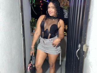 Webcam sex con Luisaredinss