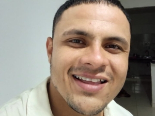 Sexo por webcam con Luke_Mage