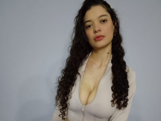 Sexo por webcam con Luna_Cami777